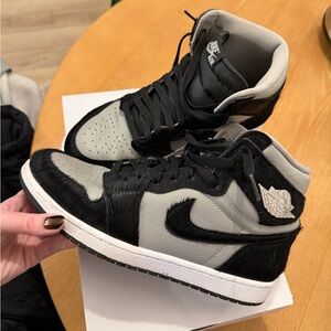 Air Jordan 1 Retro High OG Twist 2.0